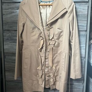 Willi Smith Elegant Tan Women's Coat with Ruffle Detail
